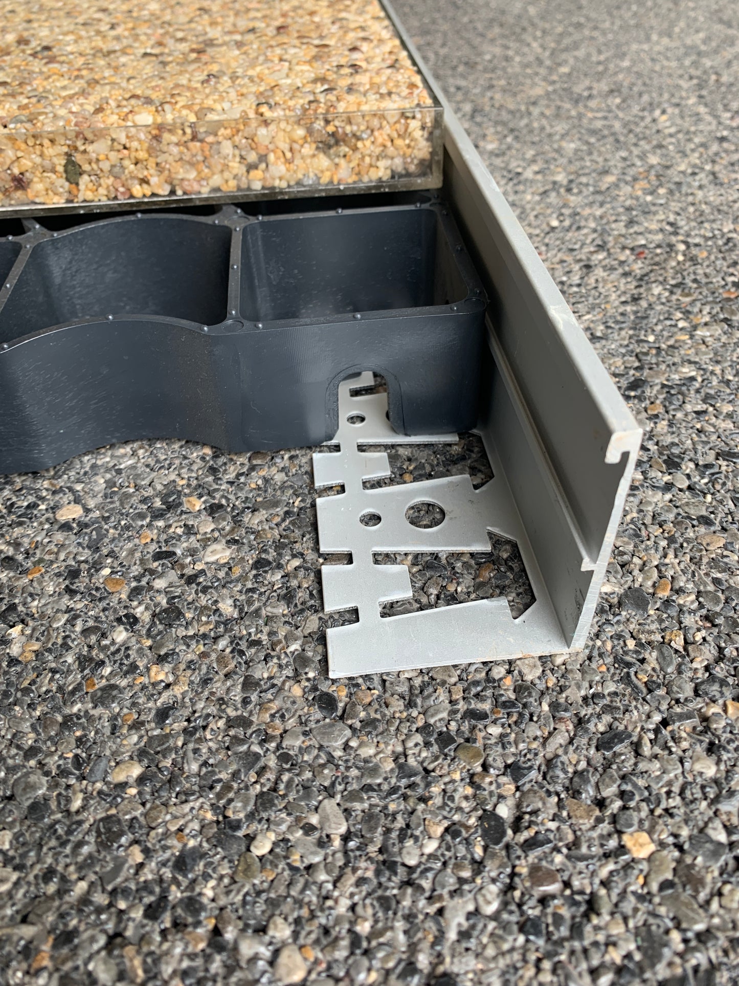 100mm - Pro Edging (2.2m) - Straight Aluminium (5)
