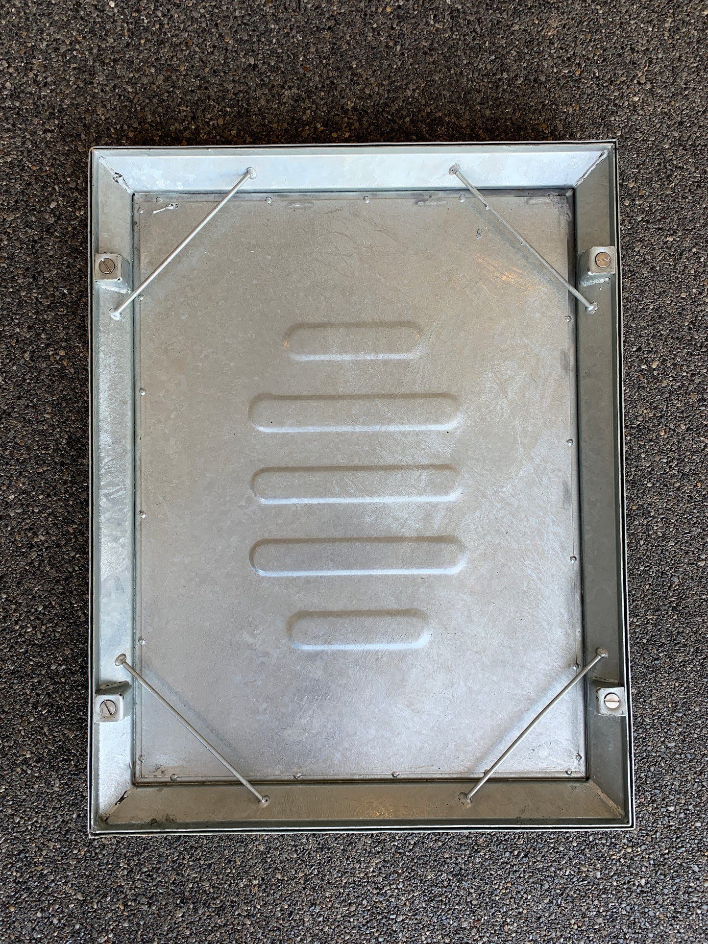 Recessed Manhole 10Tonne 45mm fill 600 x 450mm RT6045C